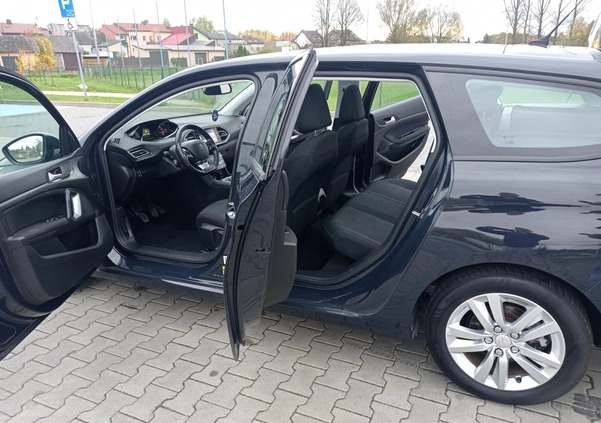 Peugeot 308 cena 31500 przebieg: 190000, rok produkcji 2015 z Zawiercie małe 781